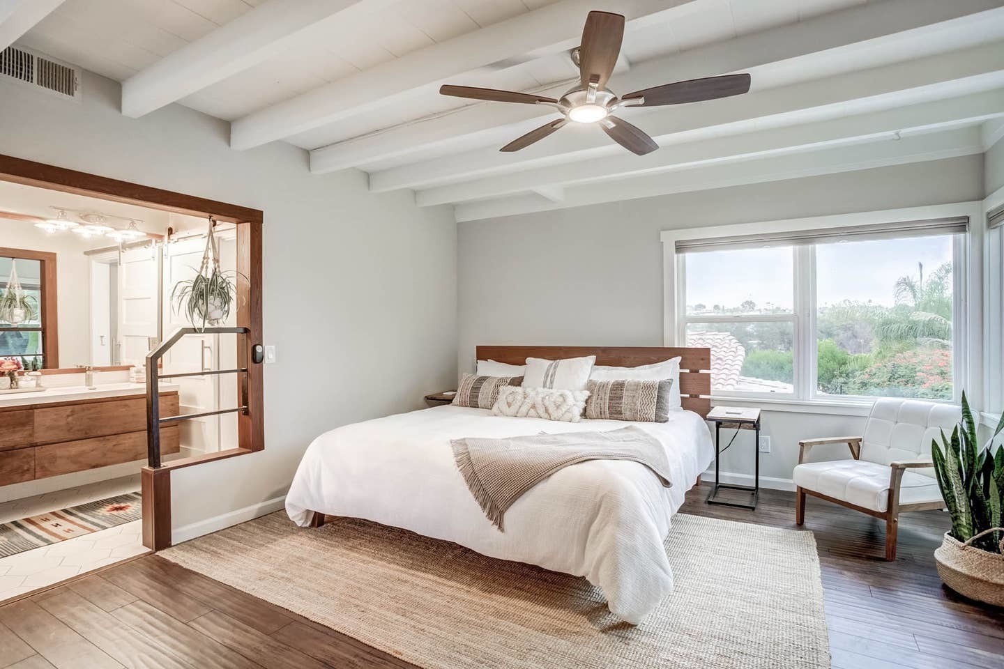 1835 Mackinnon Avenue Front House-A - 1 property image