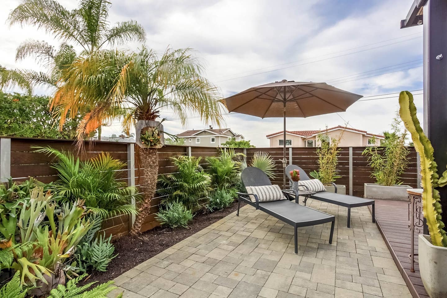 1835 Mackinnon Avenue Front House-A - 1 property image